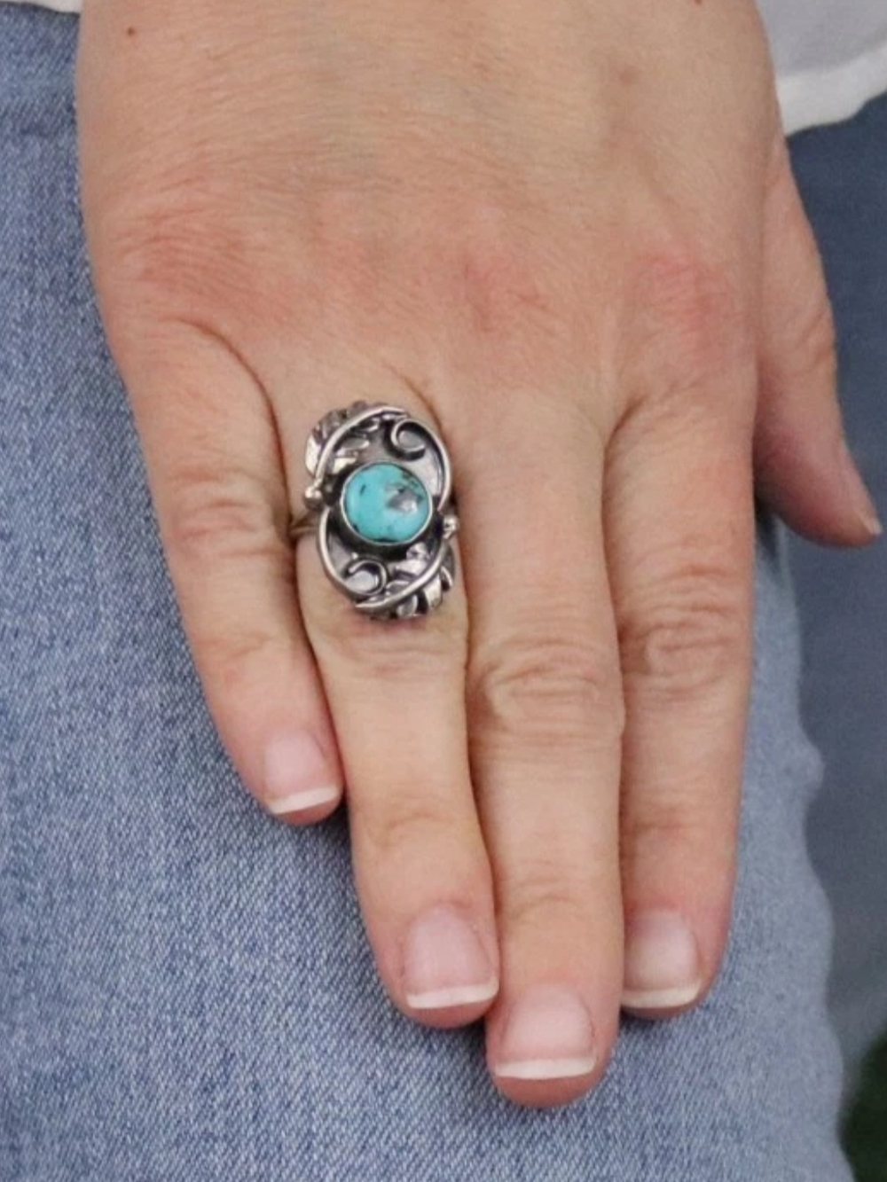 Sterling Silver Turquoise Statement Ring - Blue Stone - Picture 3 of 6